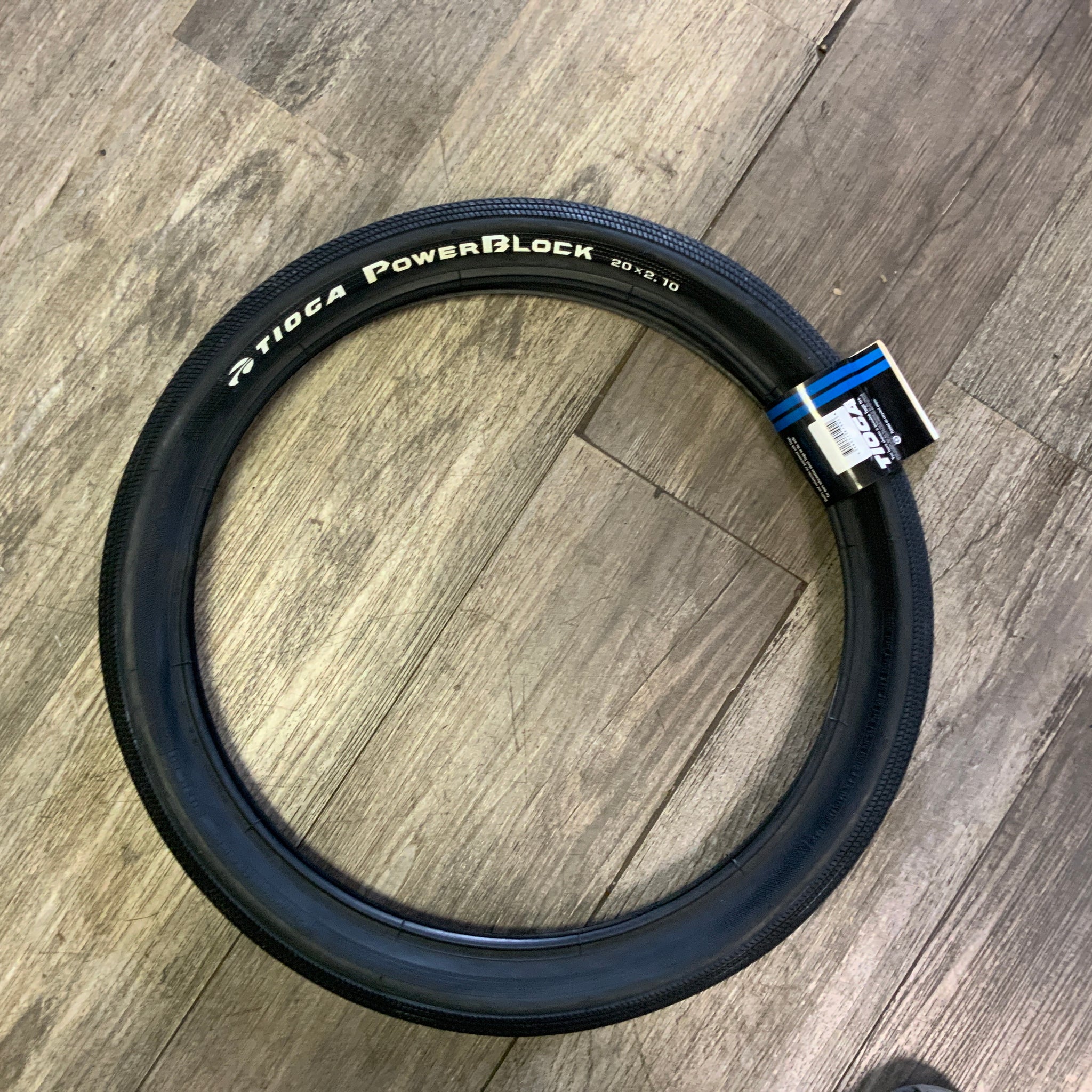 20x2.10 bike tire